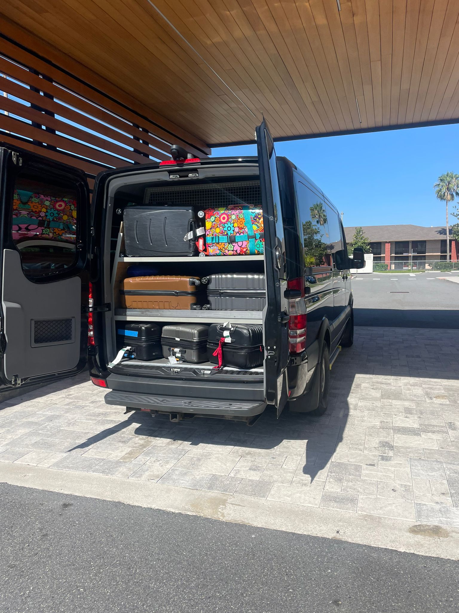 1f8b6dd5-1d0f-42fa-be6d-8f983d78b01b Mercedes Benz Van, interior for 10 passengers.